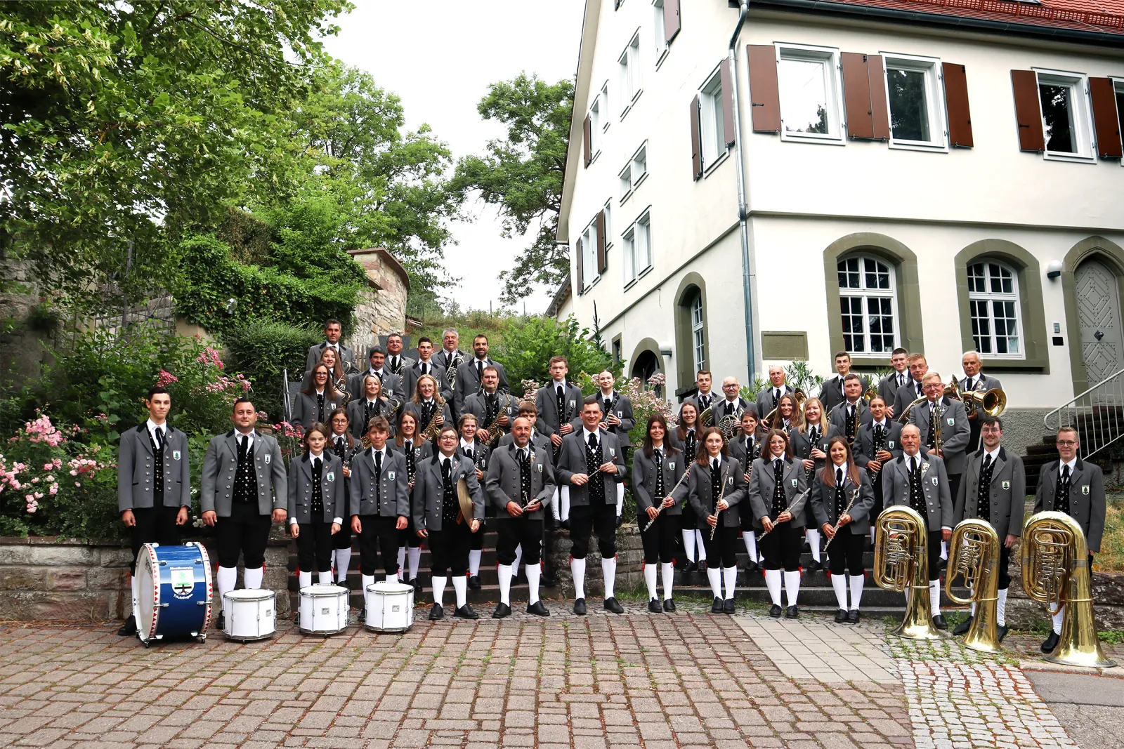 Die Hauptkapelle in den Westen mit Blumenmuster